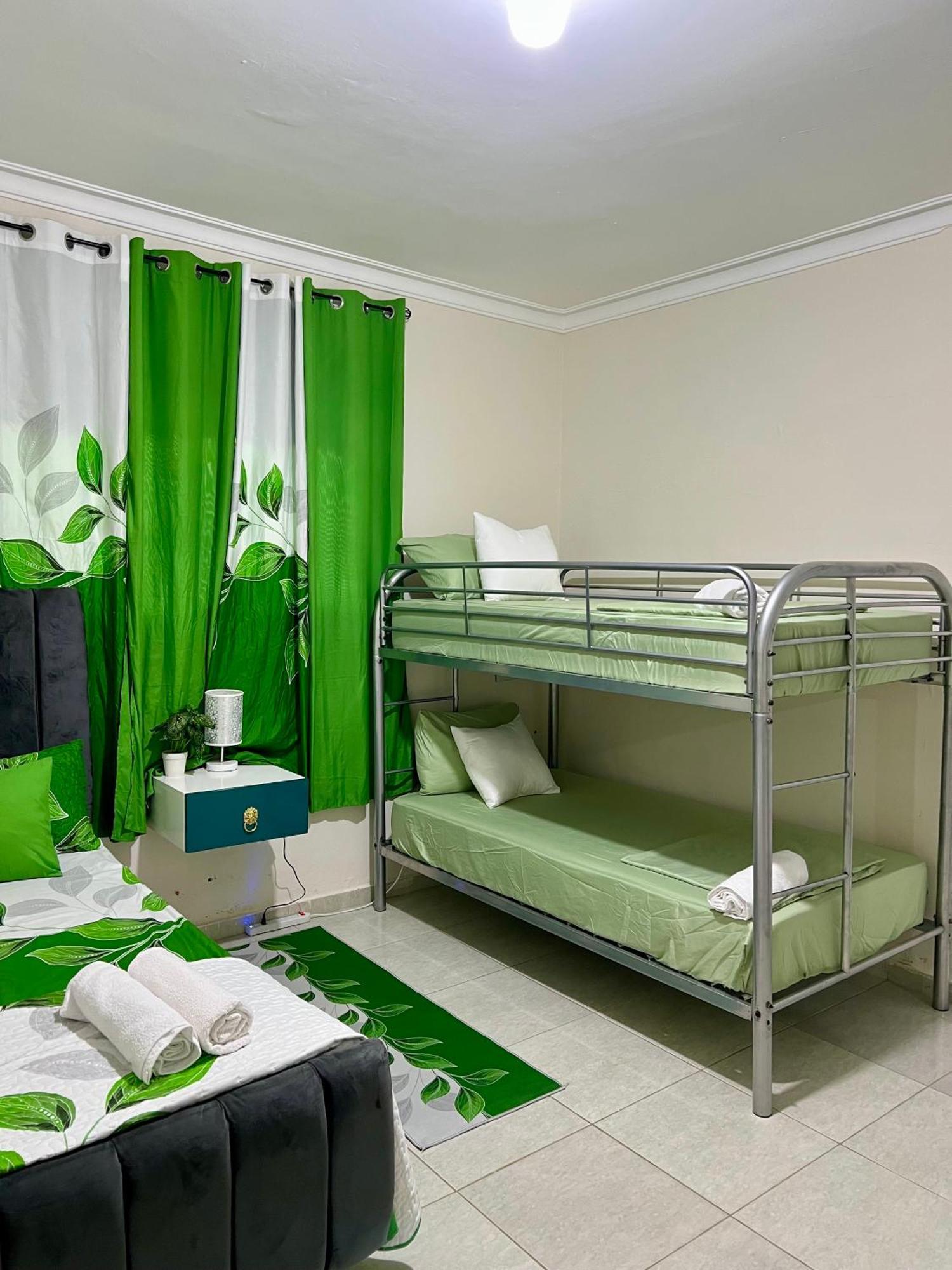 Hotel Mi Dulce Amanecer Pyr Нагуа Екстериор снимка