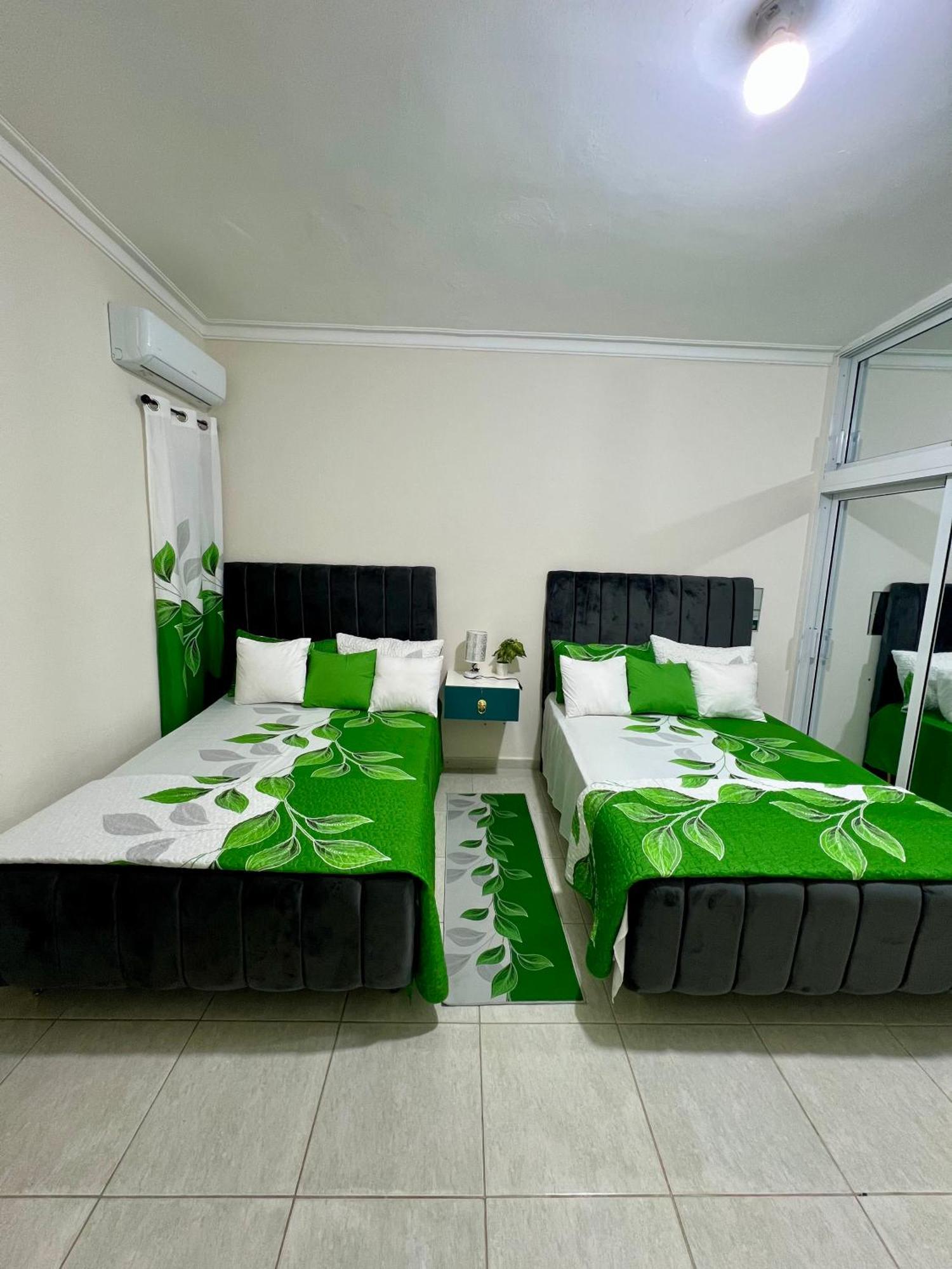 Hotel Mi Dulce Amanecer Pyr Нагуа Екстериор снимка