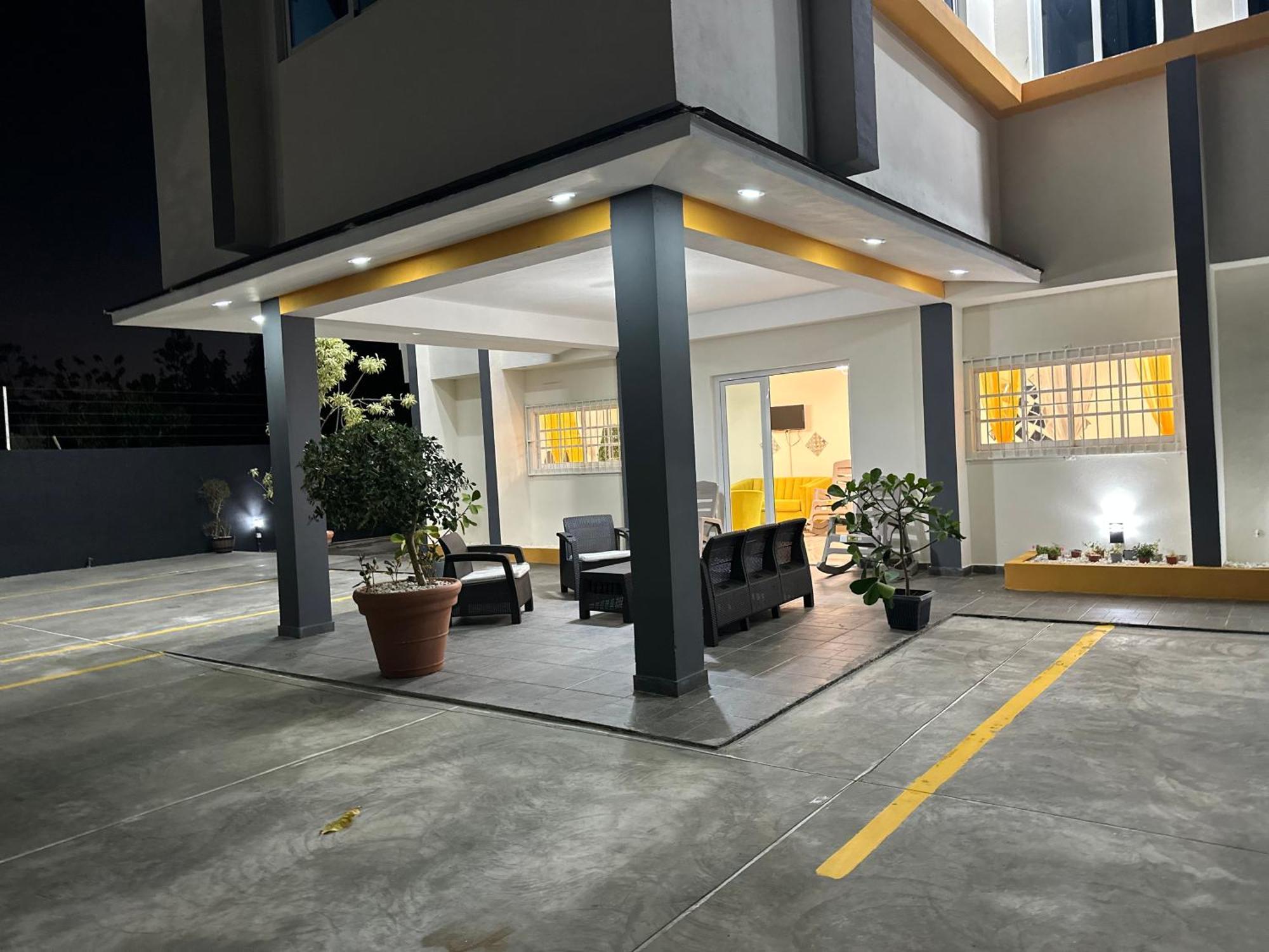 Hotel Mi Dulce Amanecer Pyr Нагуа Екстериор снимка