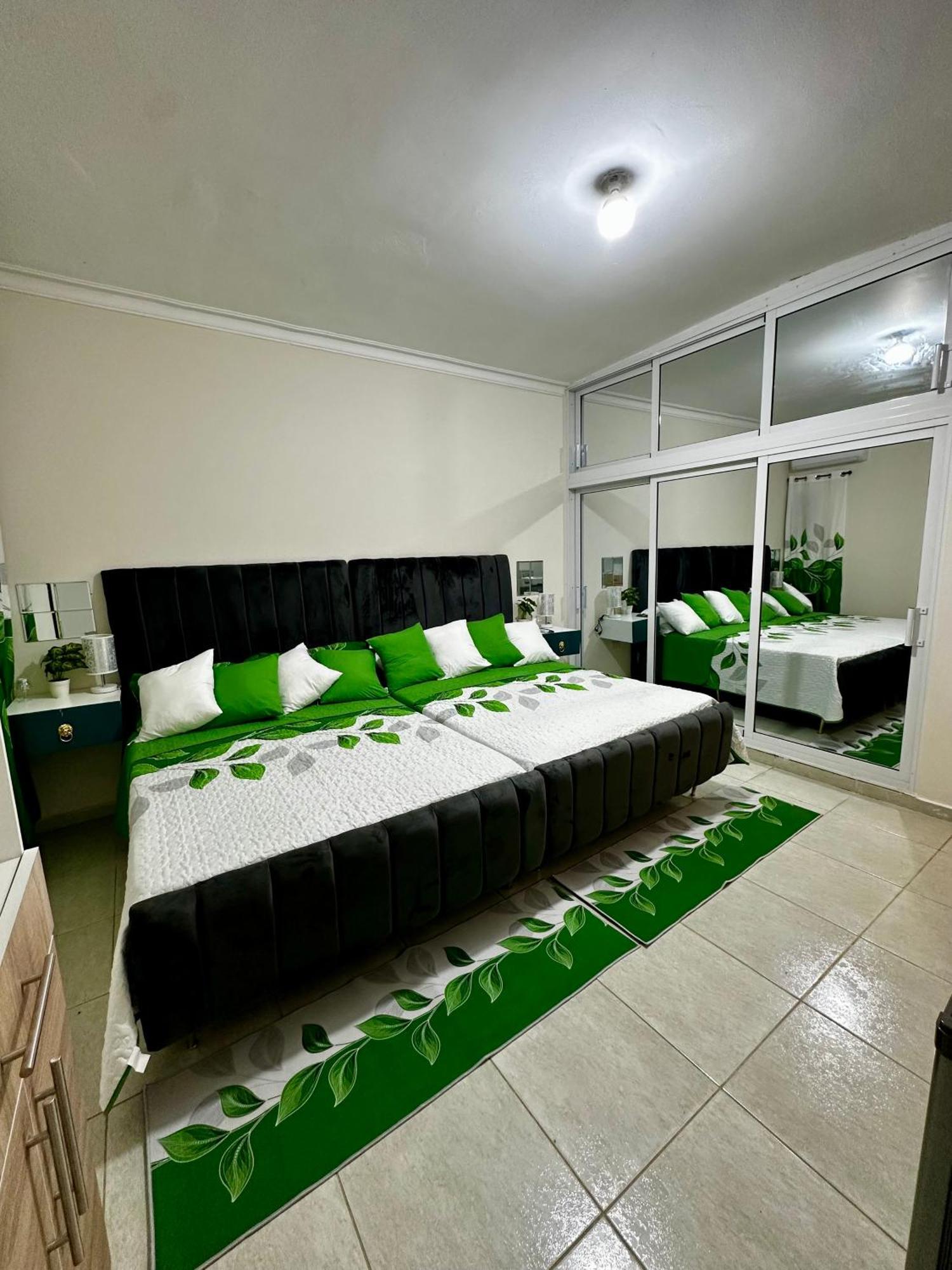 Hotel Mi Dulce Amanecer Pyr Нагуа Екстериор снимка