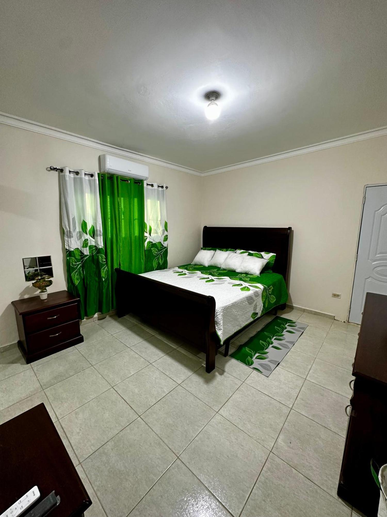 Hotel Mi Dulce Amanecer Pyr Нагуа Екстериор снимка