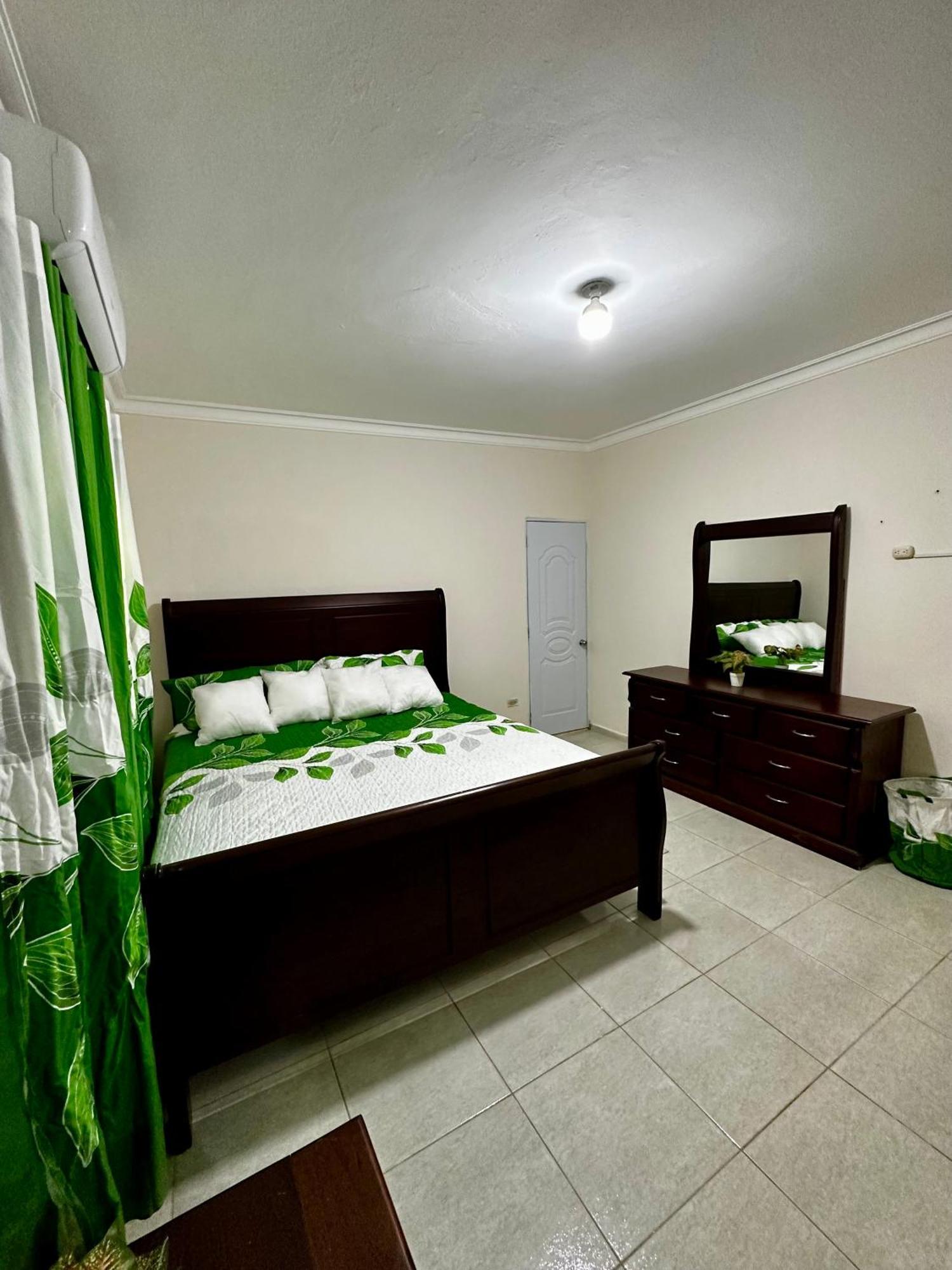 Hotel Mi Dulce Amanecer Pyr Нагуа Екстериор снимка
