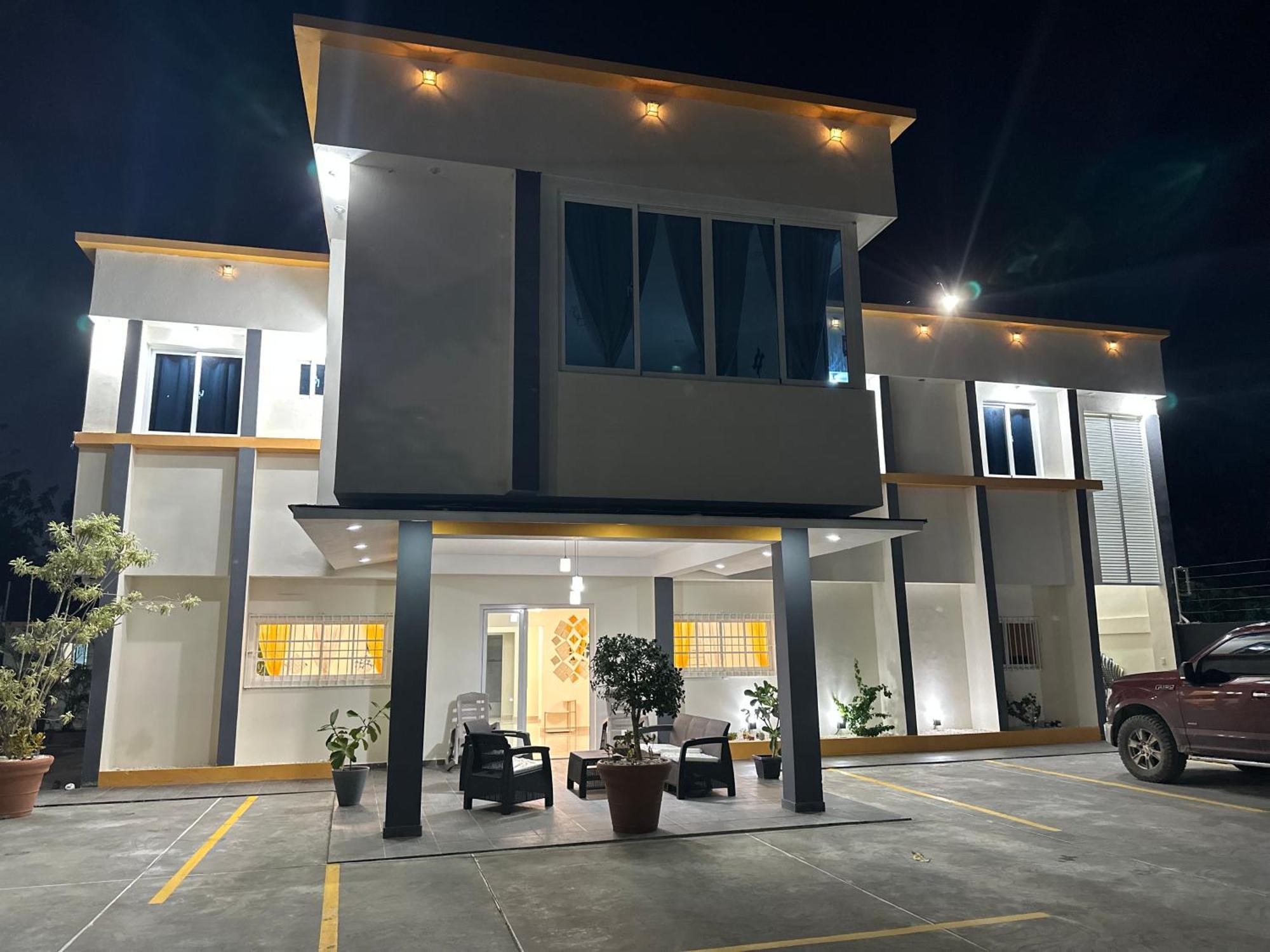 Hotel Mi Dulce Amanecer Pyr Нагуа Екстериор снимка